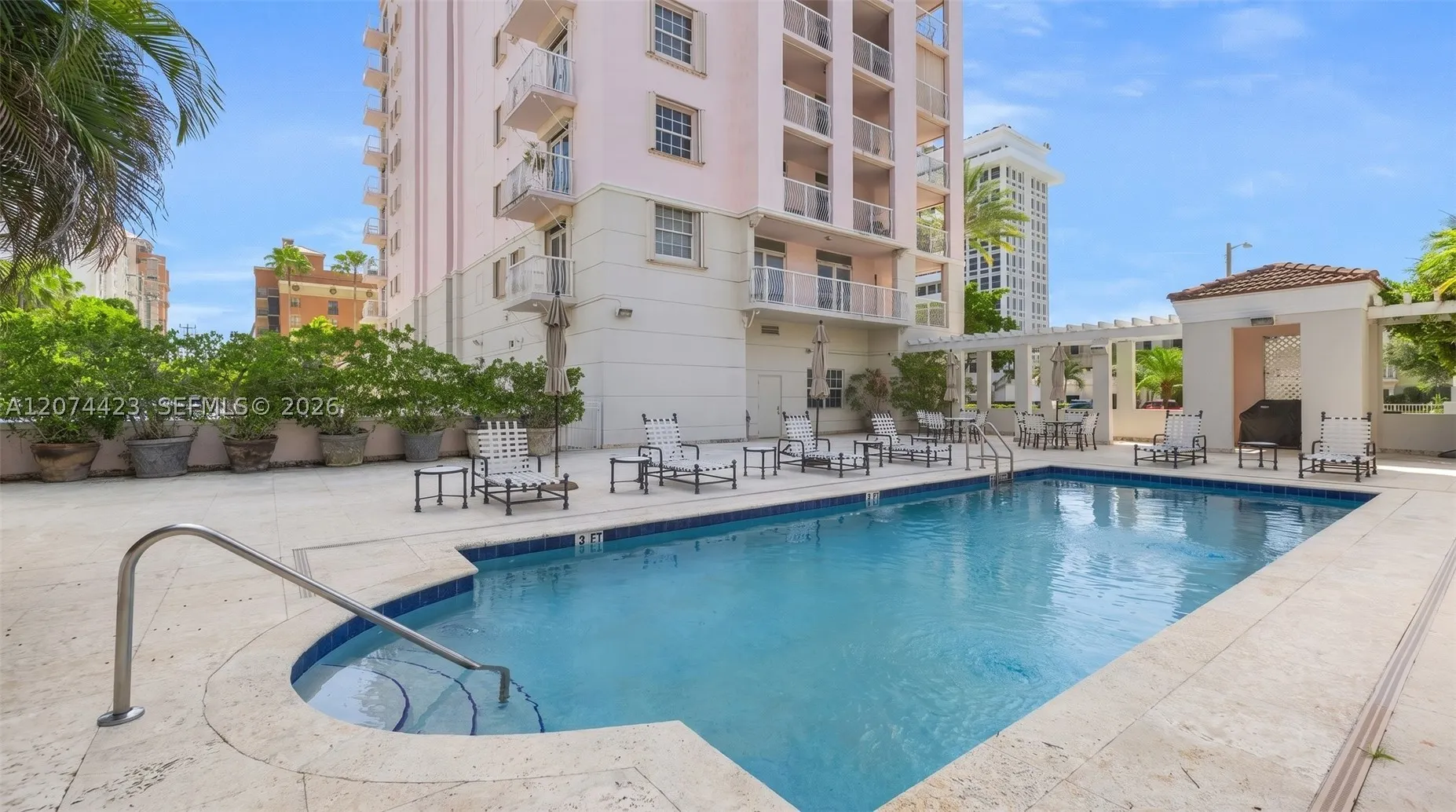 721 Biltmore Way #601