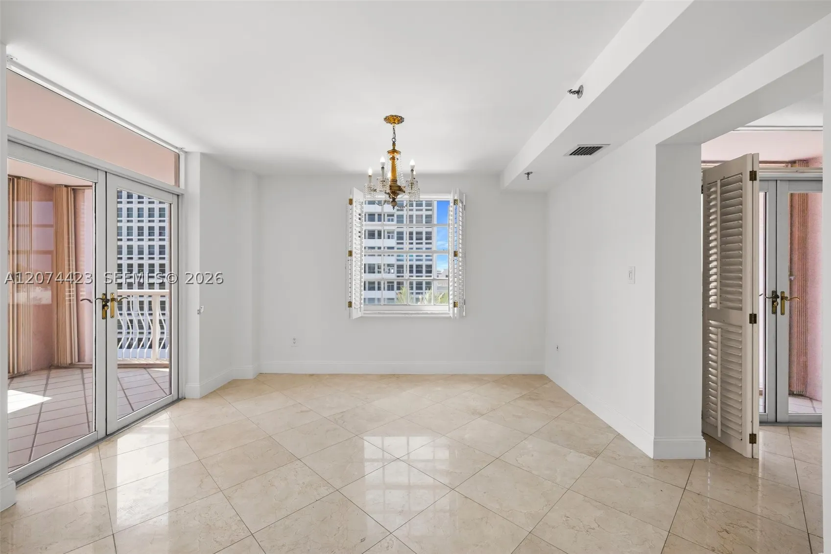 721 Biltmore Way #601