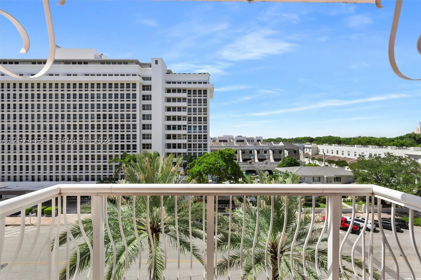 721 Biltmore Way #601