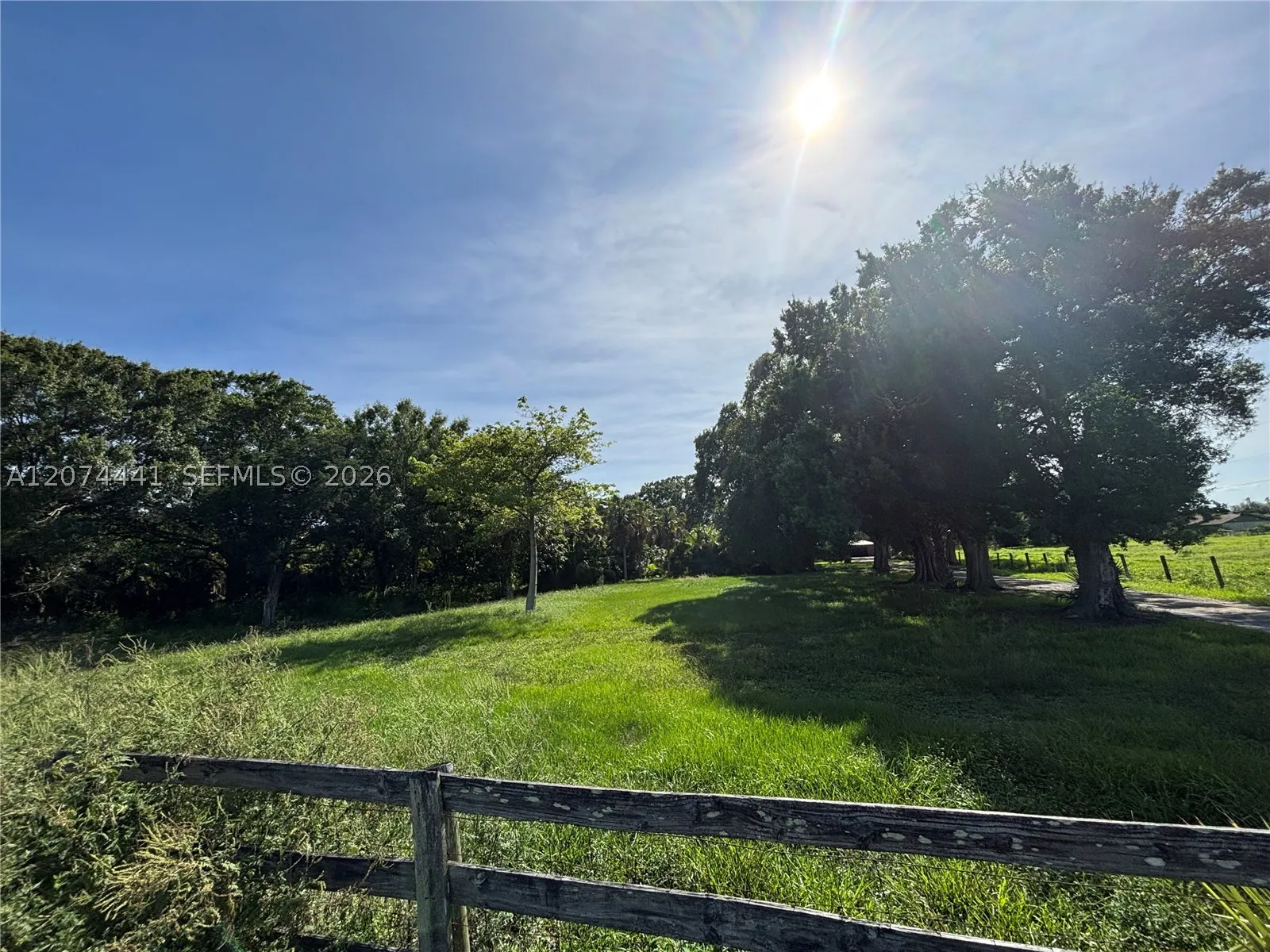375 & 311 County Road 720