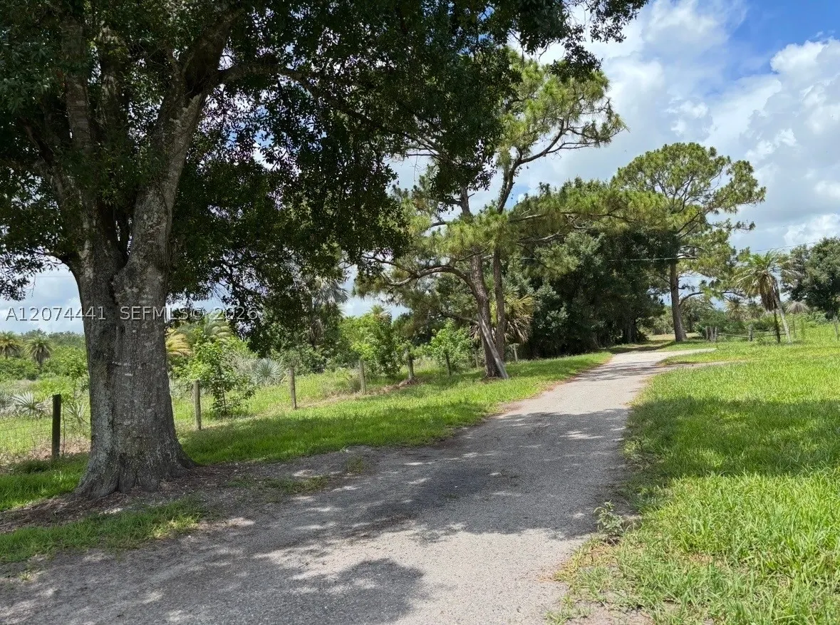 375 & 311 County Road 720
