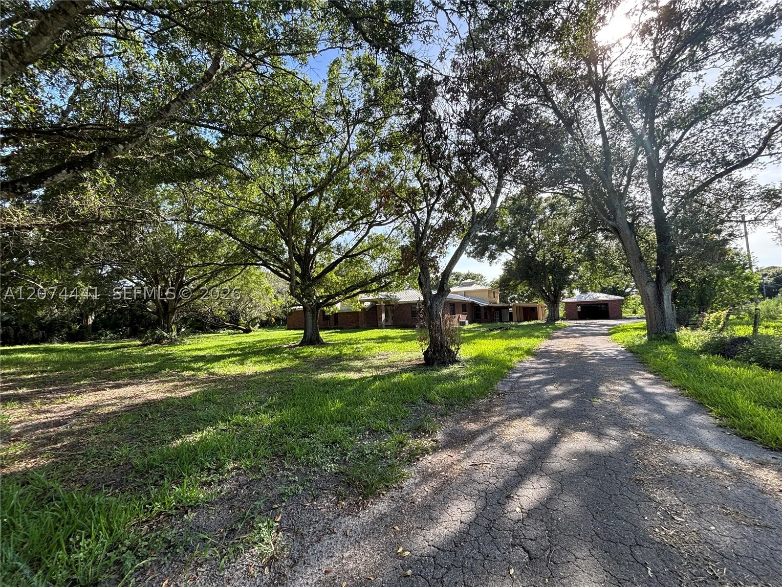 375 & 311 County Road 720