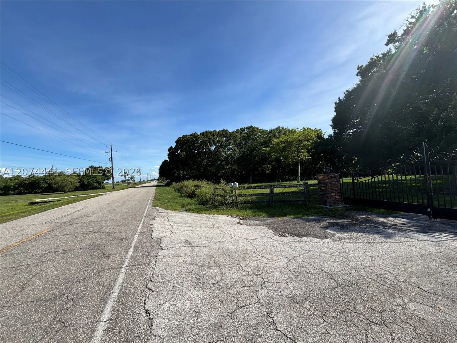 375 & 311 County Road 720