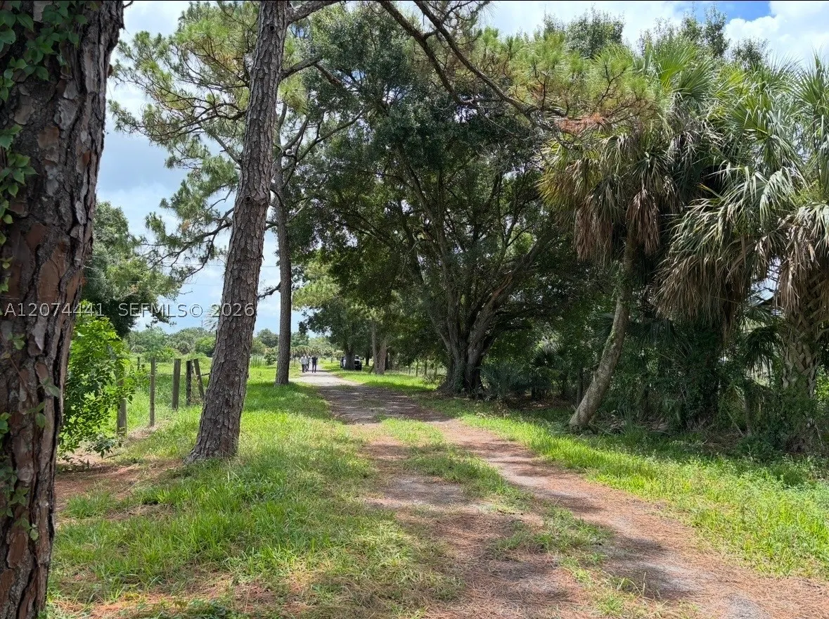 375 & 311 County Road 720