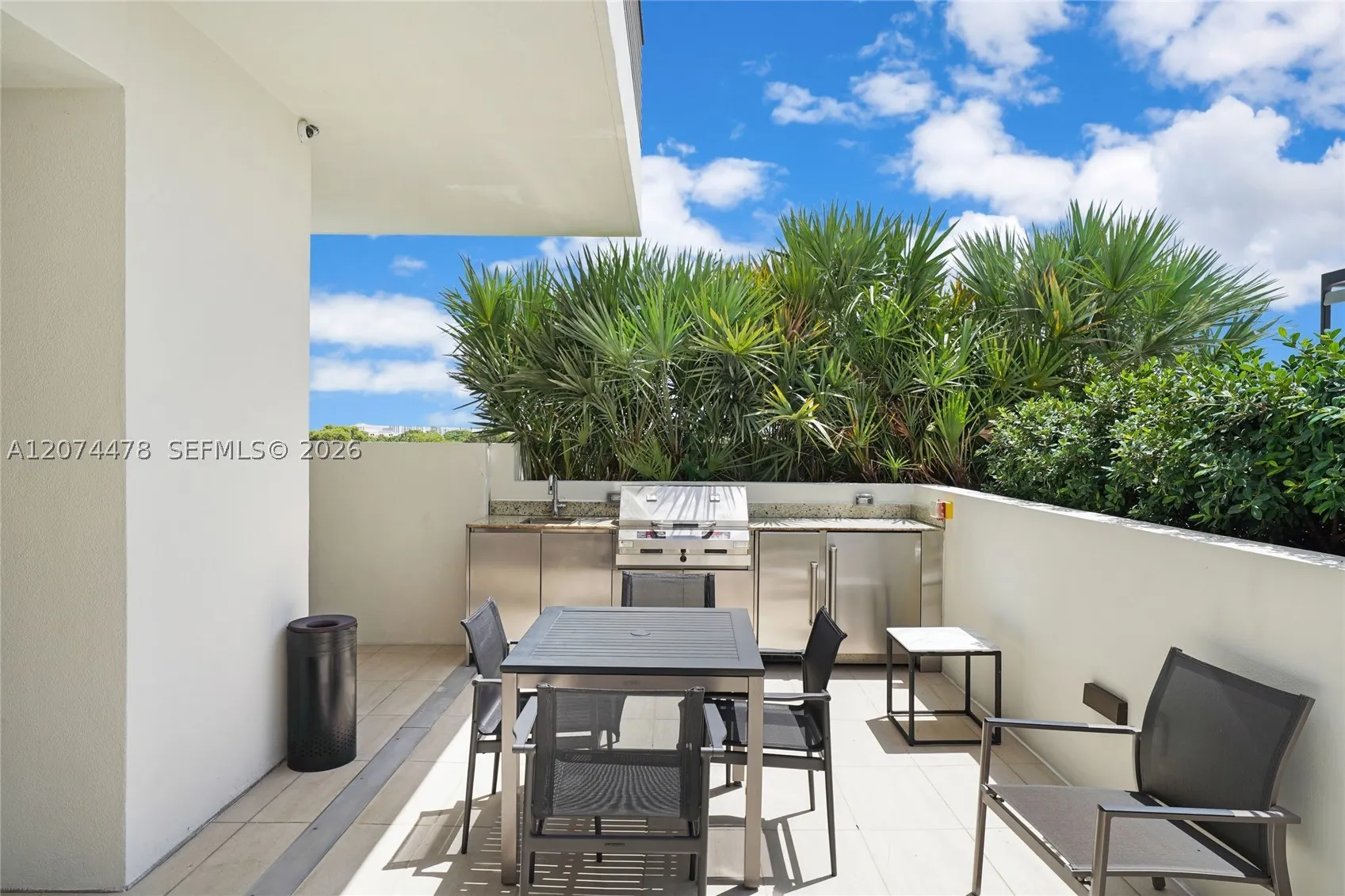 515 Valencia Ave #601