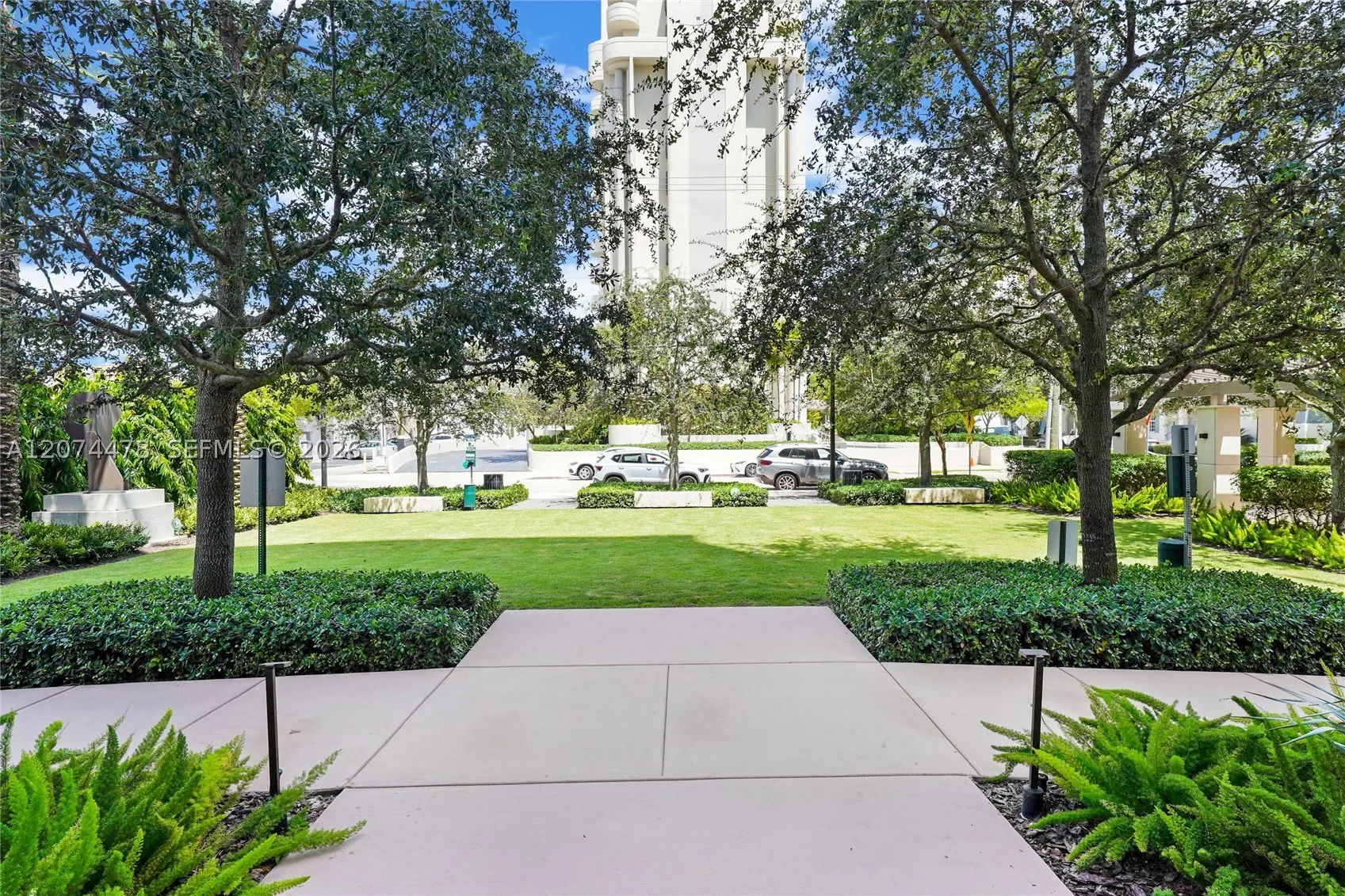 515 Valencia Ave #601