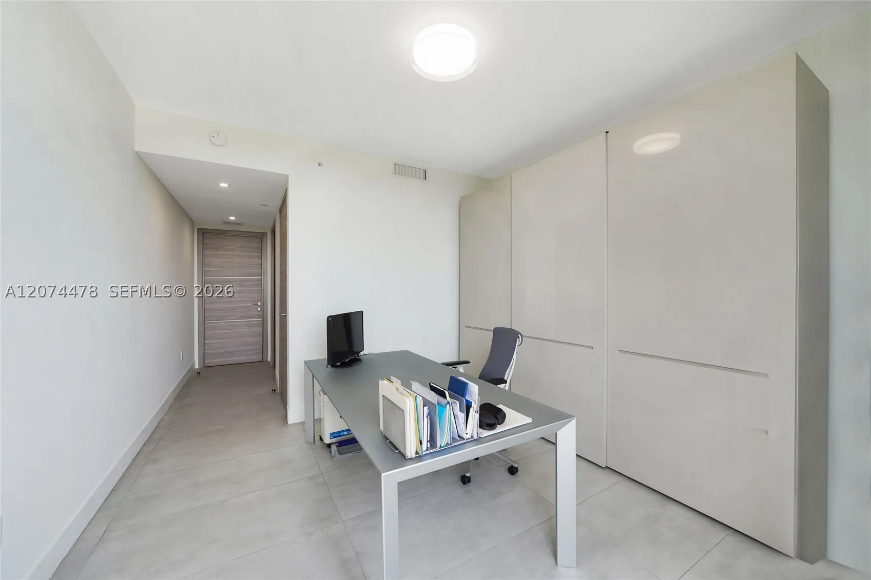 515 Valencia Ave #601