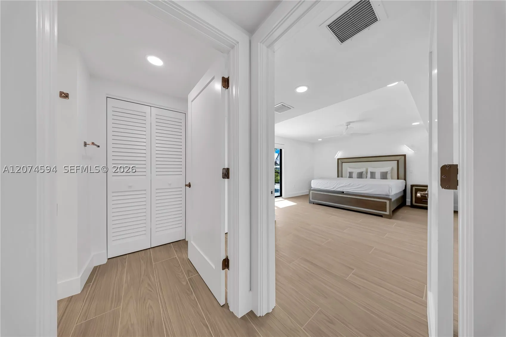 108 W Plaza Del Lago #108