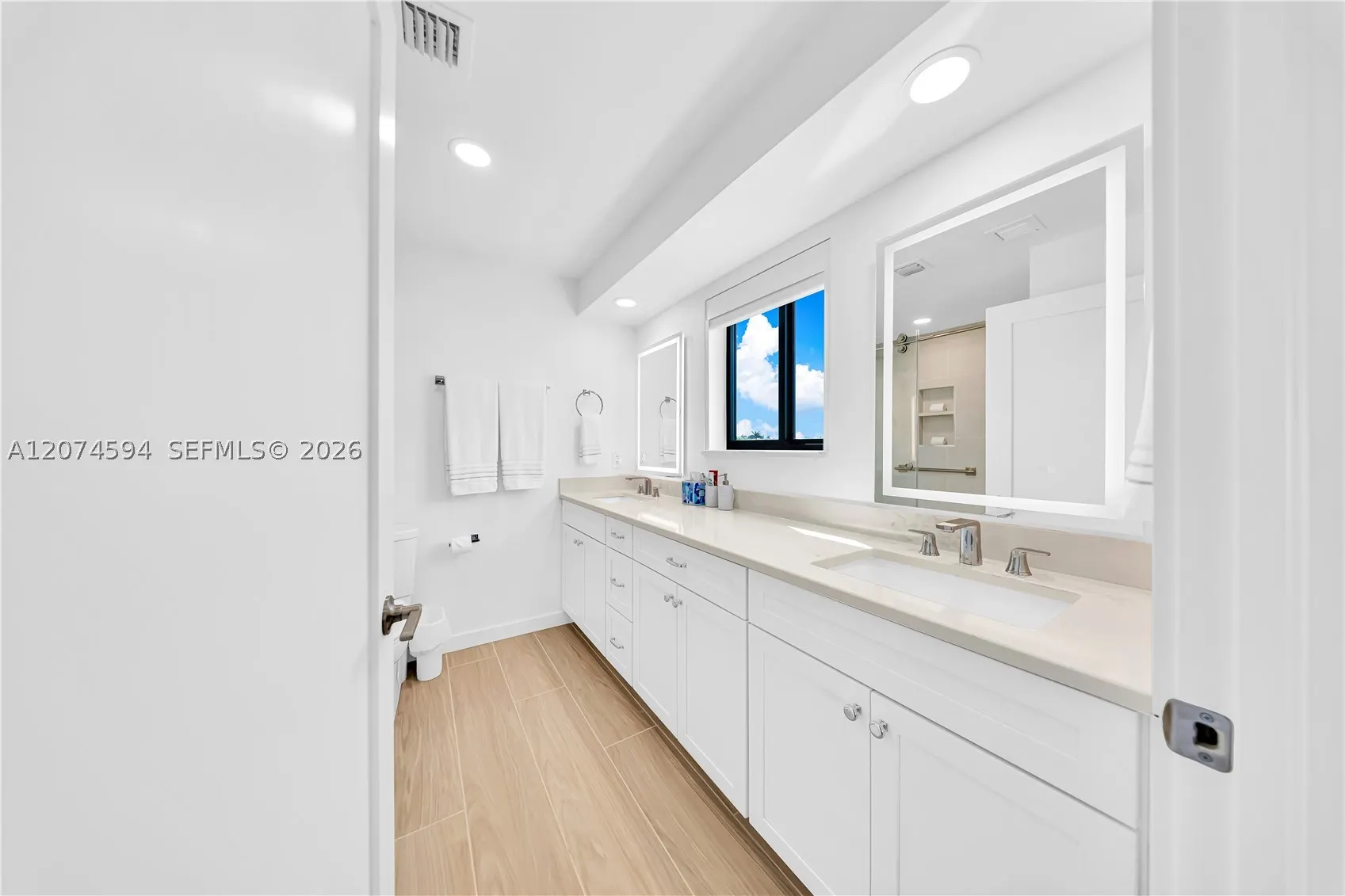 108 W Plaza Del Lago #108
