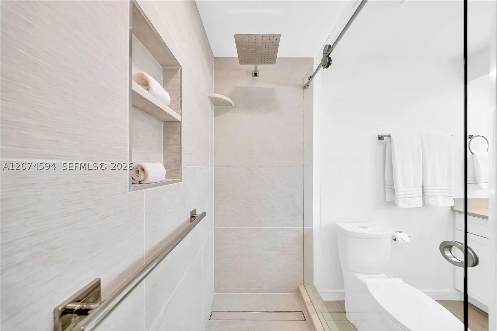 108 W Plaza Del Lago #108