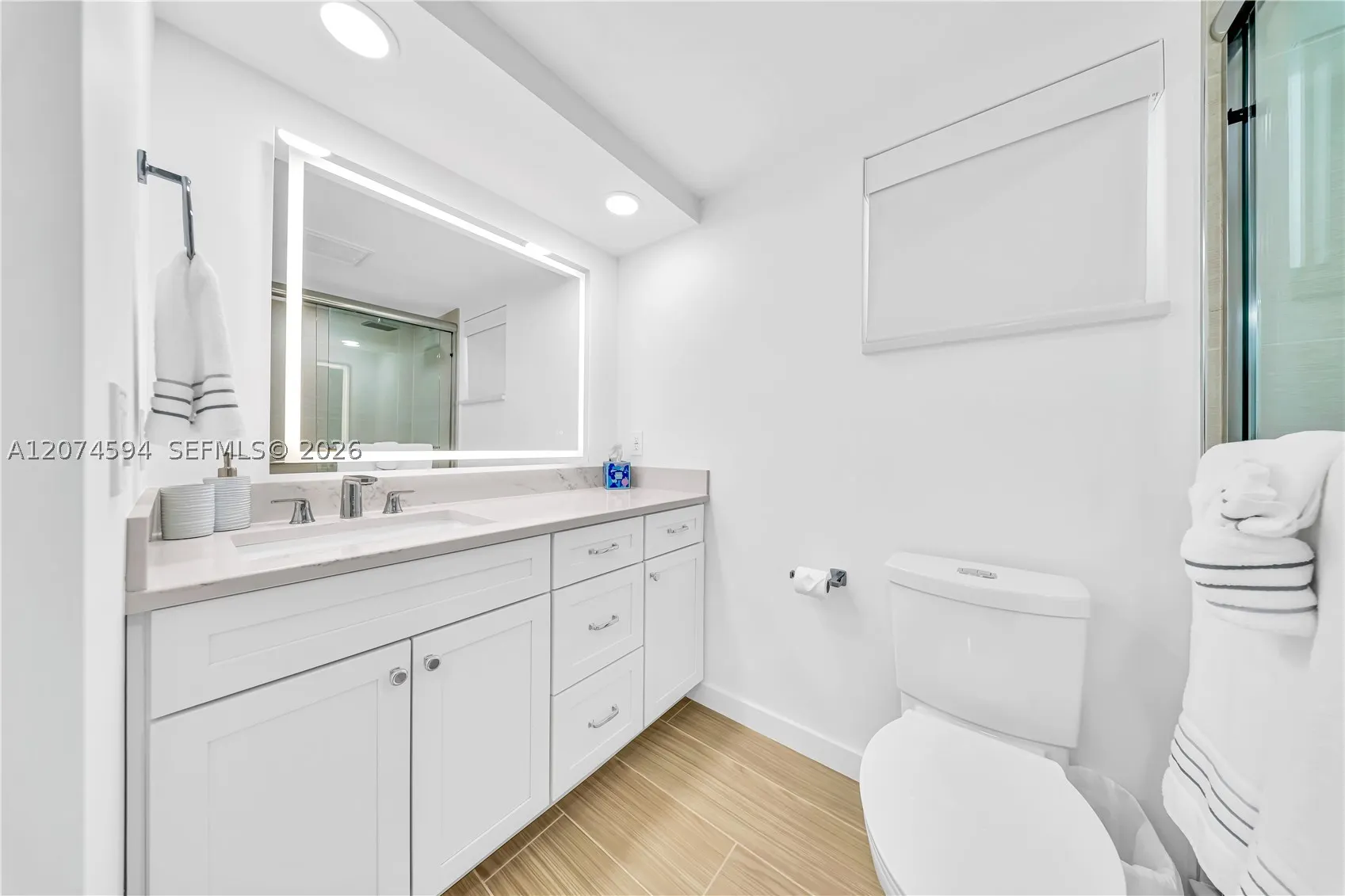 108 W Plaza Del Lago #108