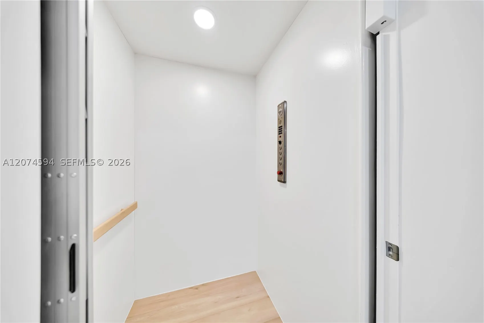 108 W Plaza Del Lago #108