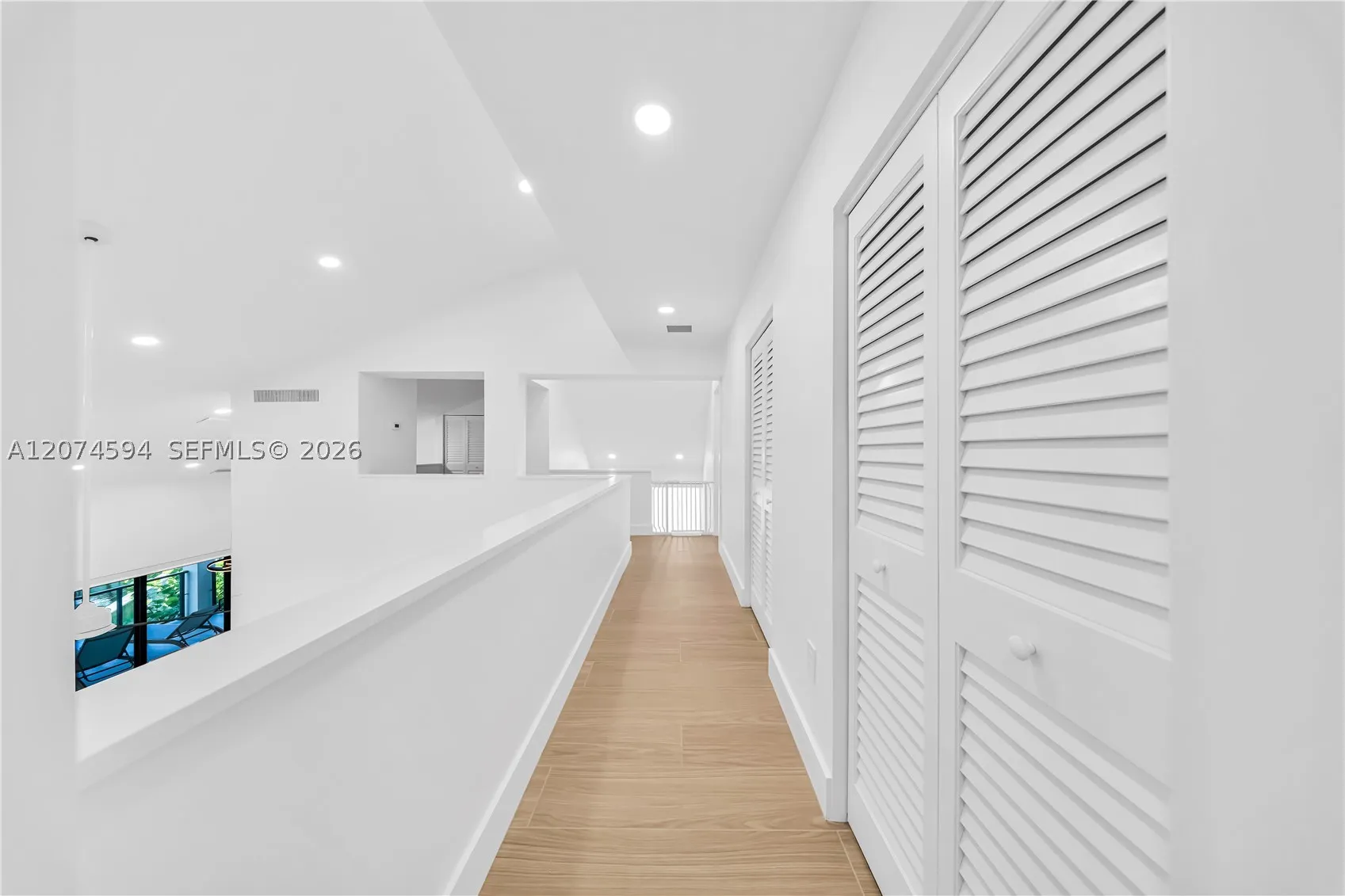 108 W Plaza Del Lago #108