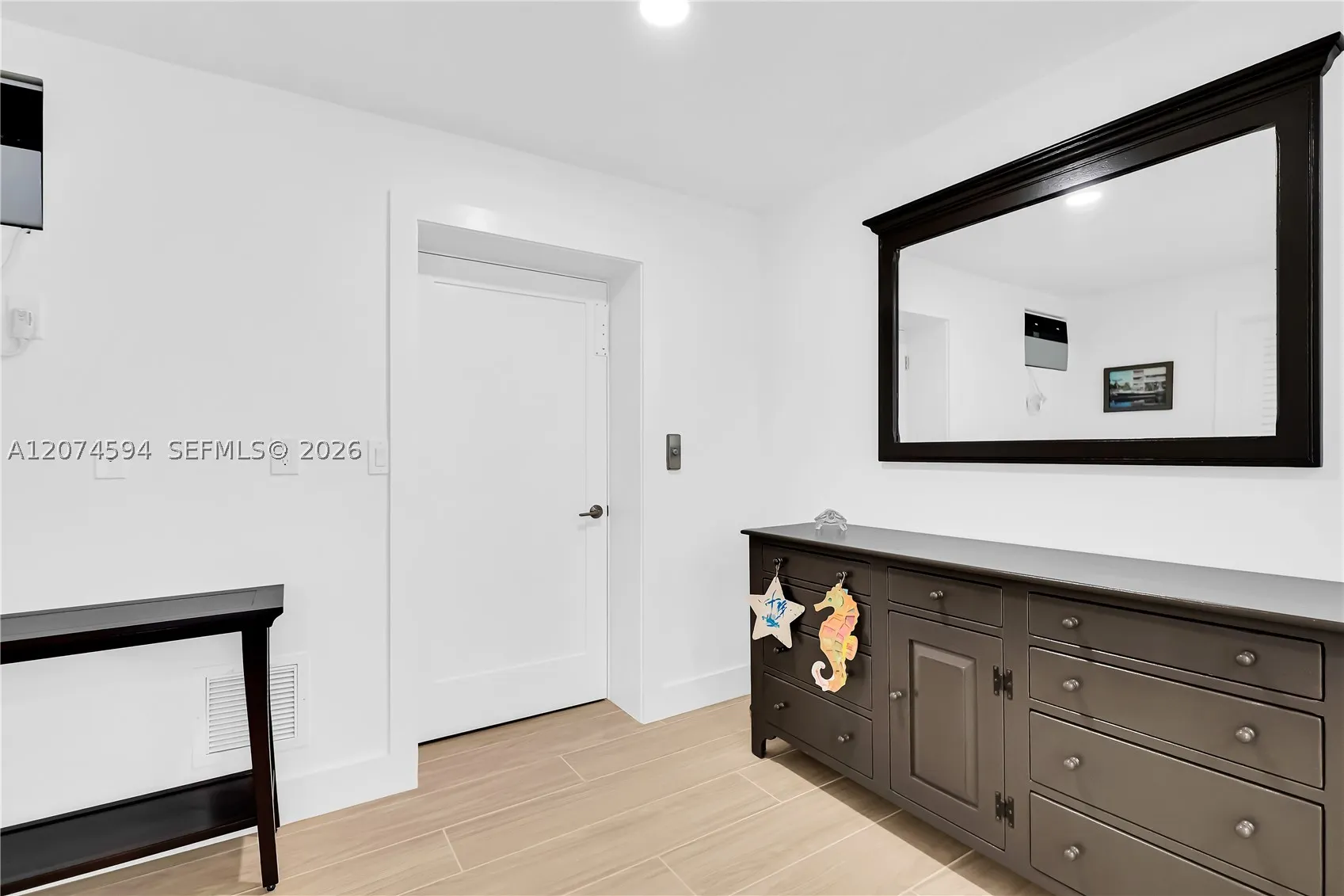 108 W Plaza Del Lago #108
