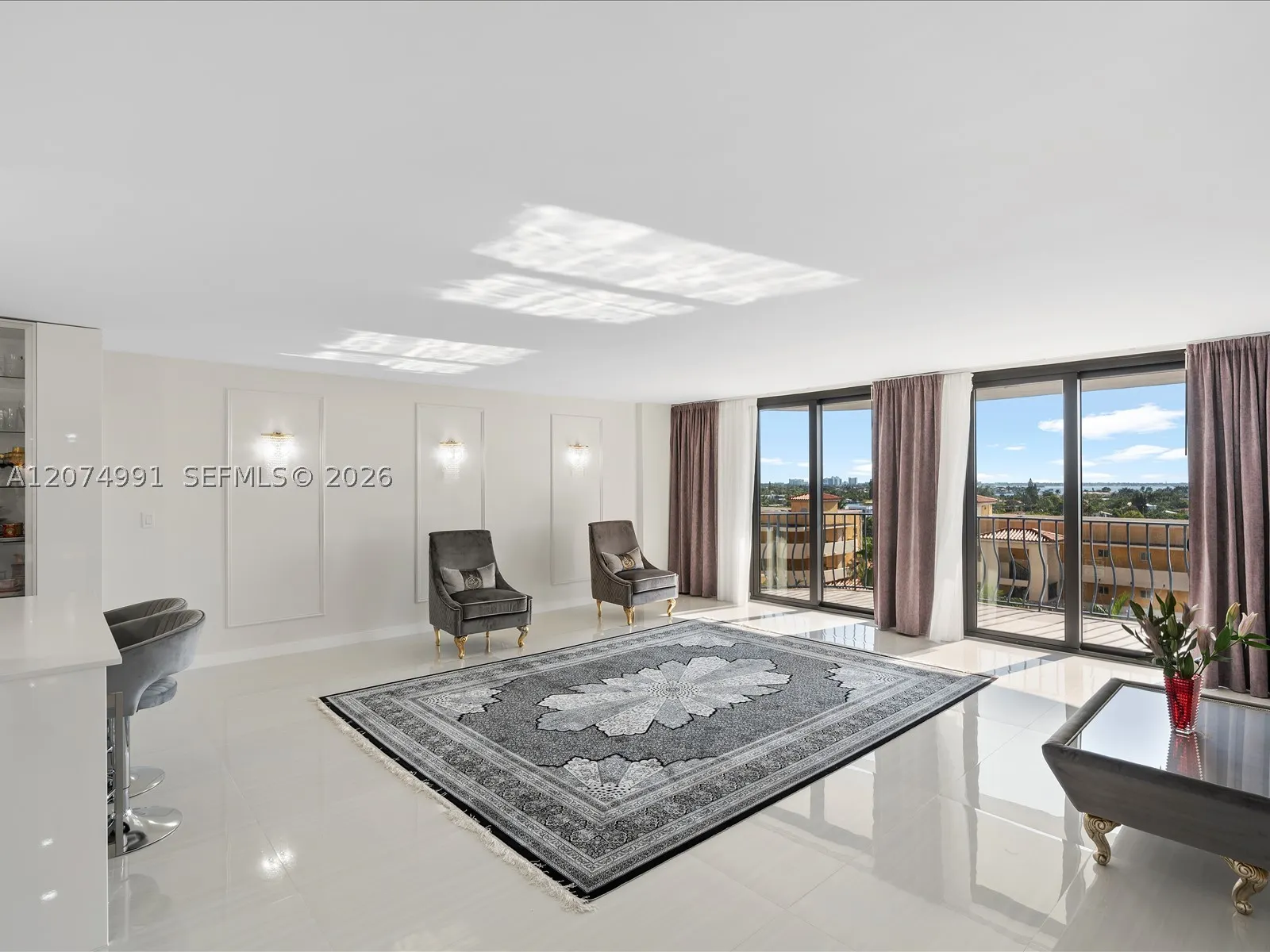 8877 Collins Ave #704
