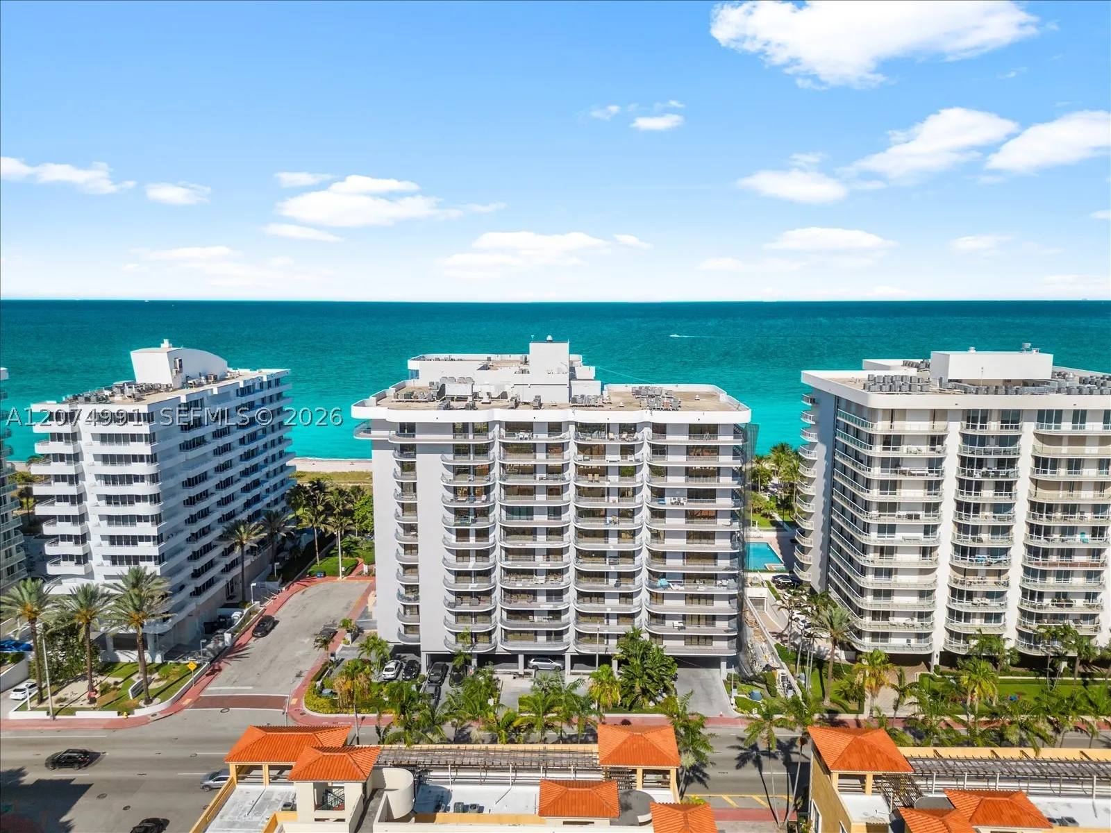 8877 Collins Ave #704