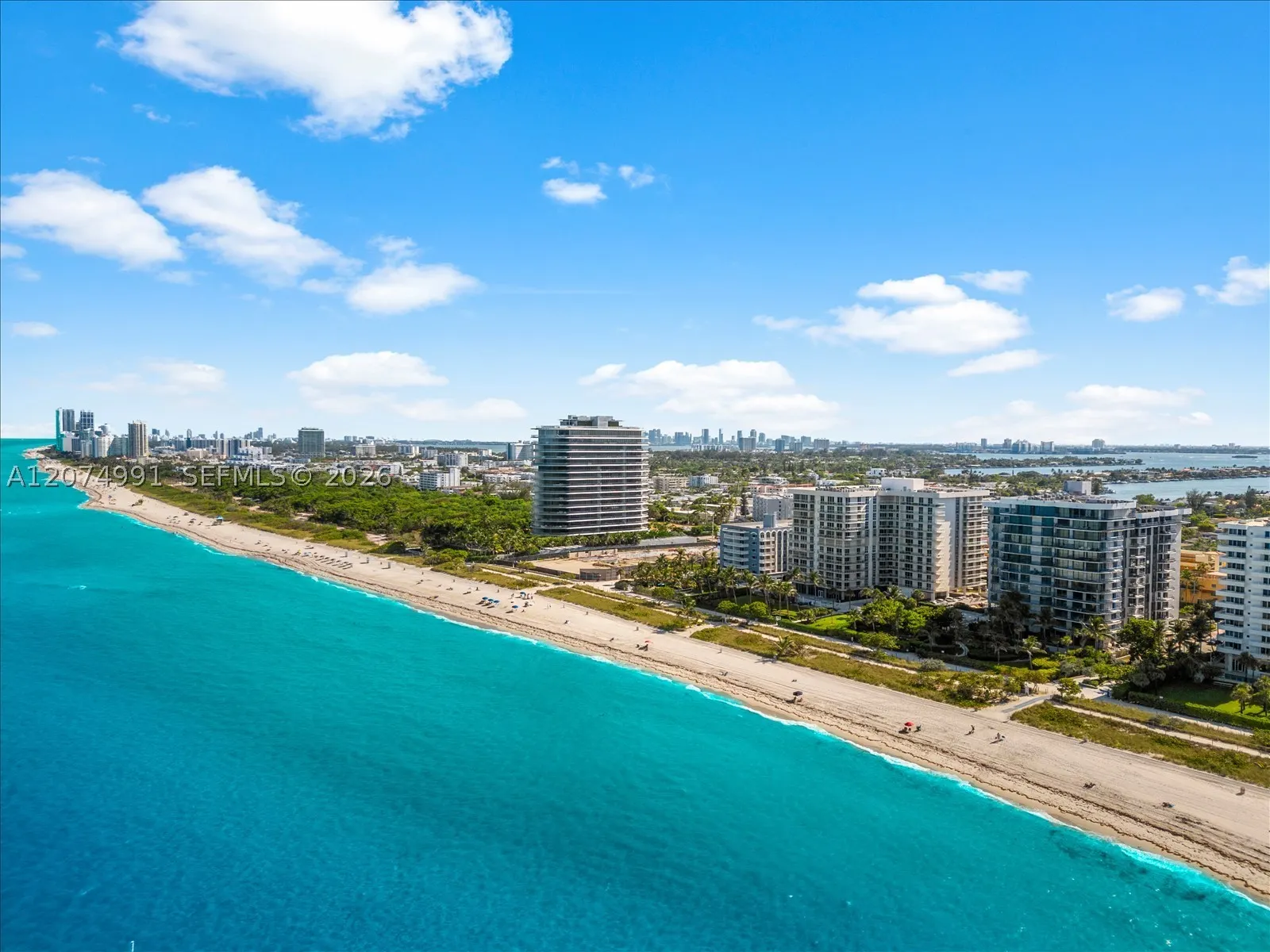 8877 Collins Ave #704