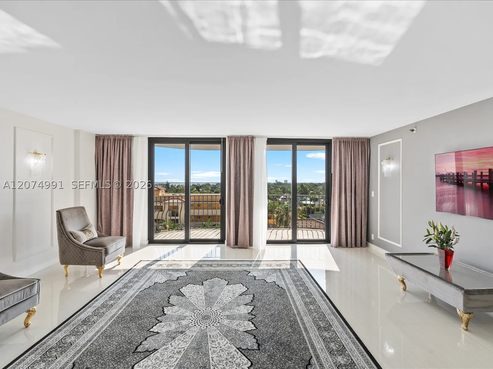 8877 Collins Ave #704