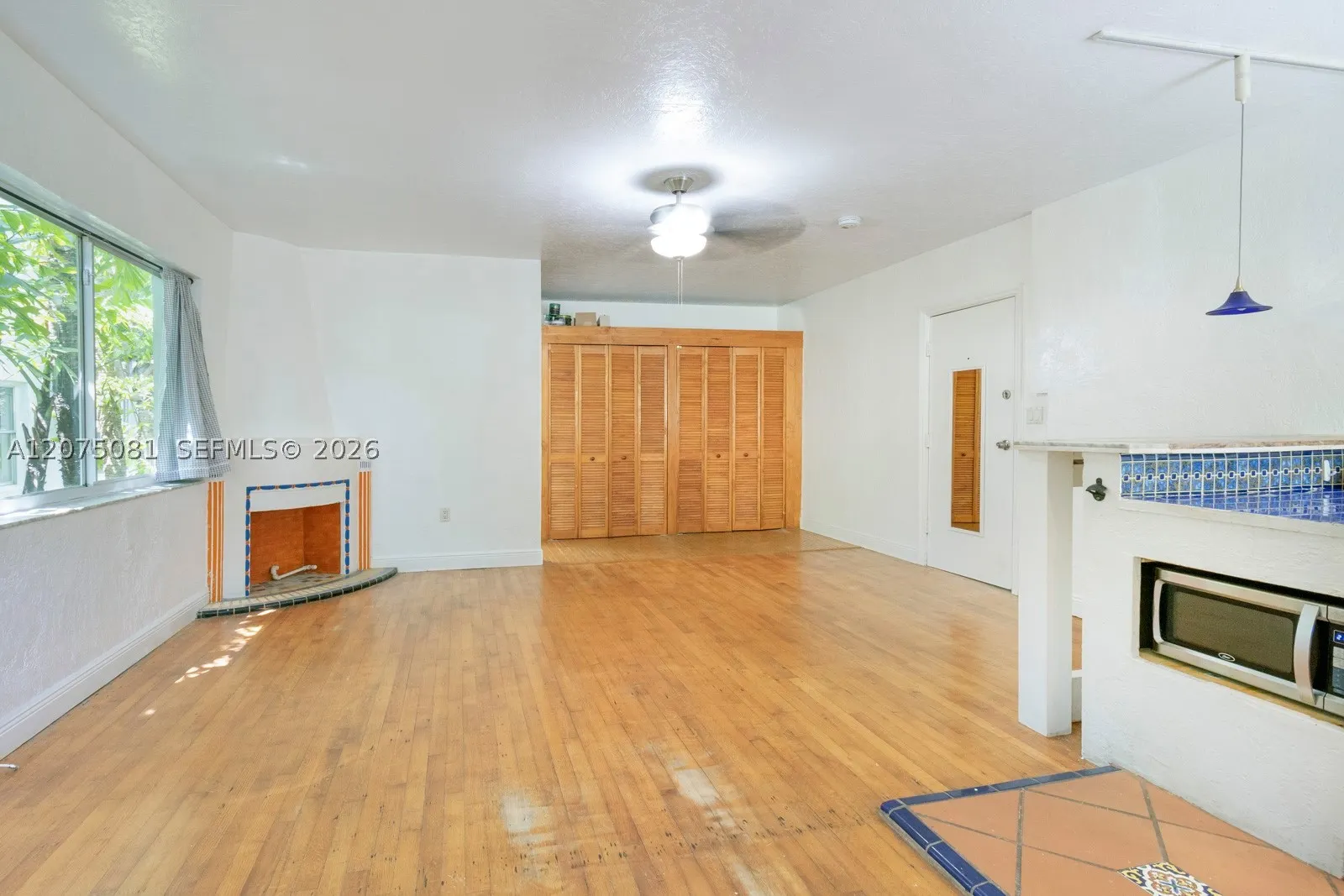 1525 Meridian Ave #209