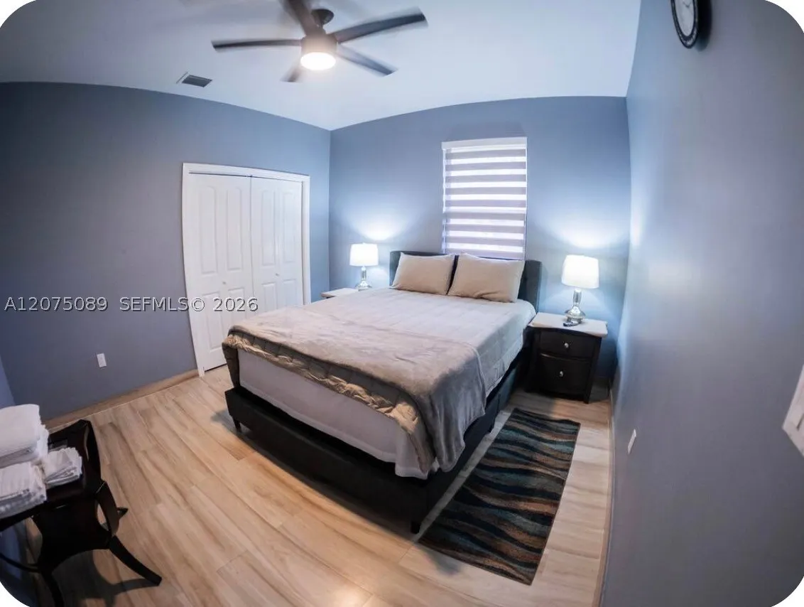 320 N Palomino St.