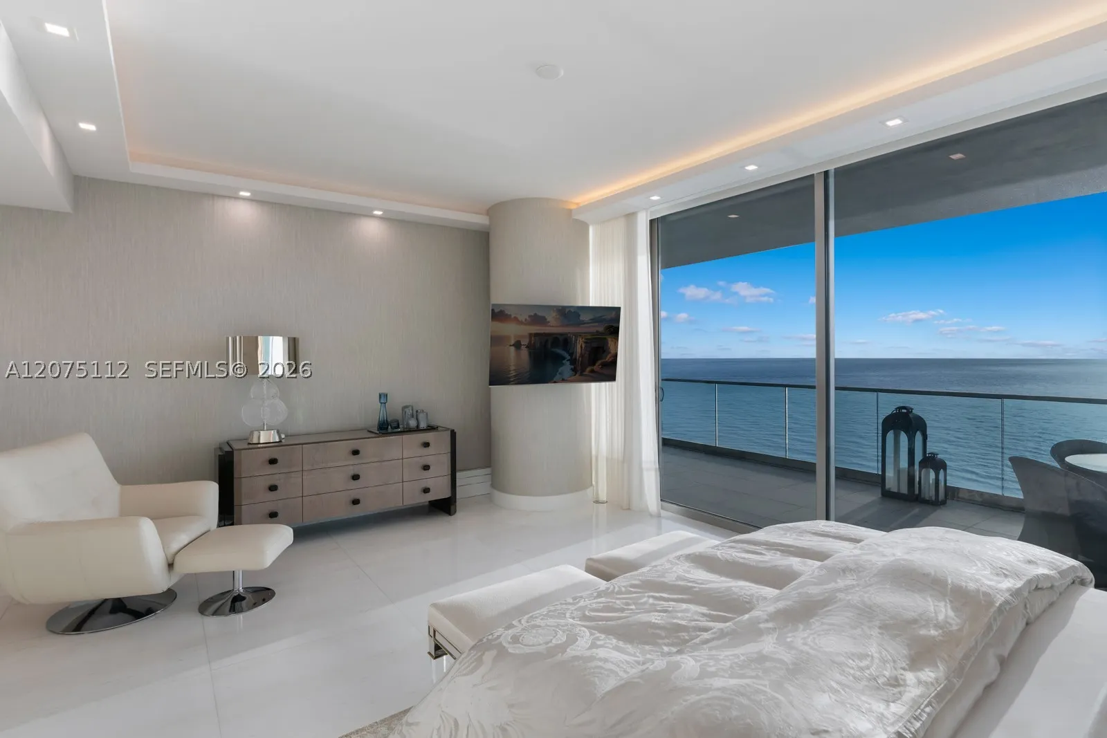 10203 Collins Ave #801
