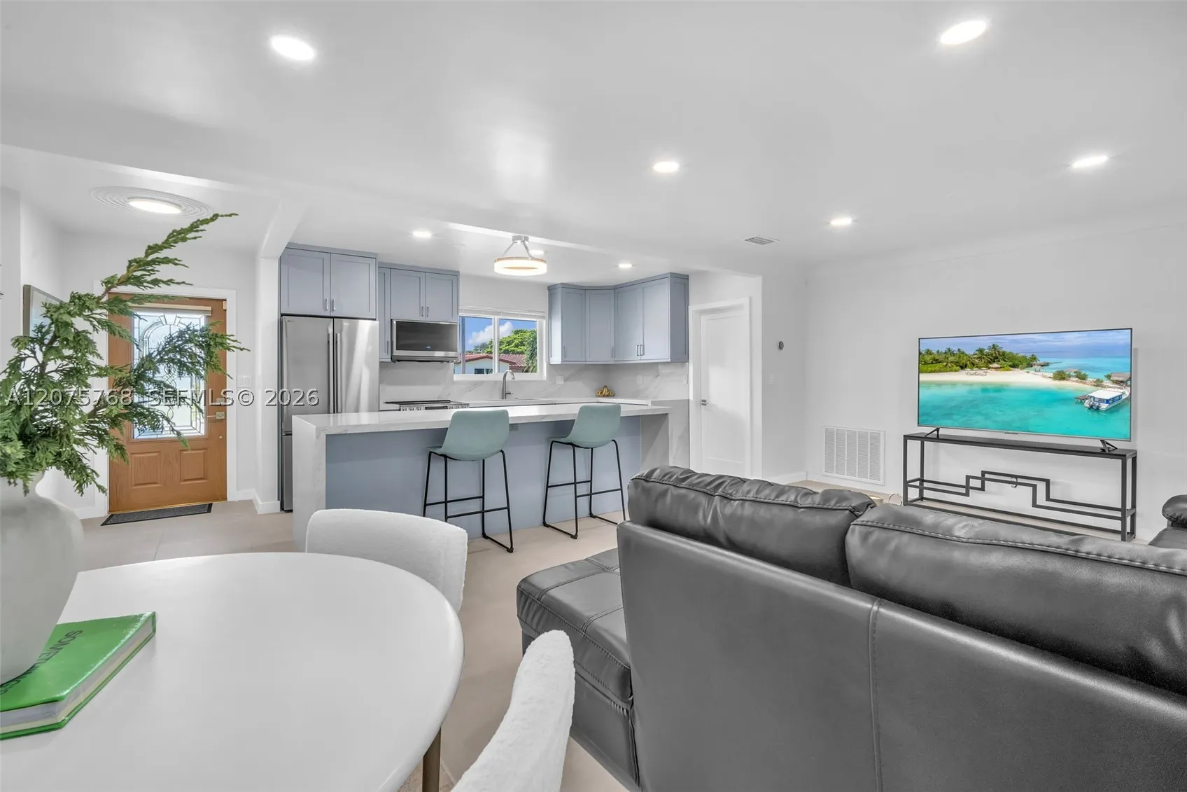 4448 SW 37th Ave