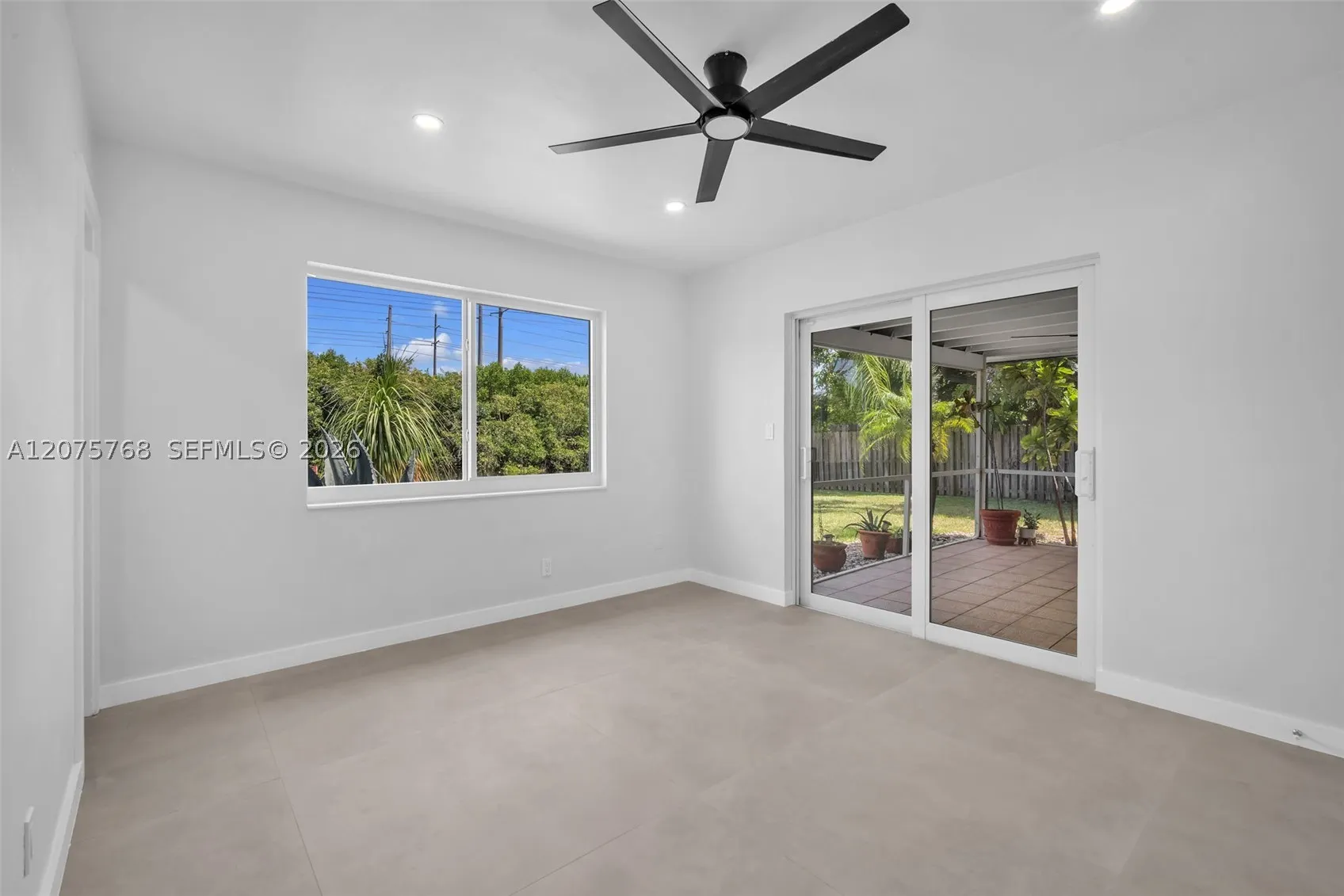 4448 SW 37th Ave
