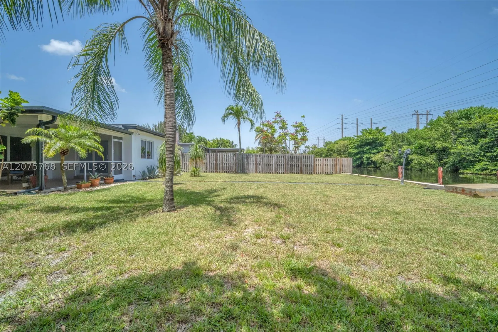 4448 SW 37th Ave