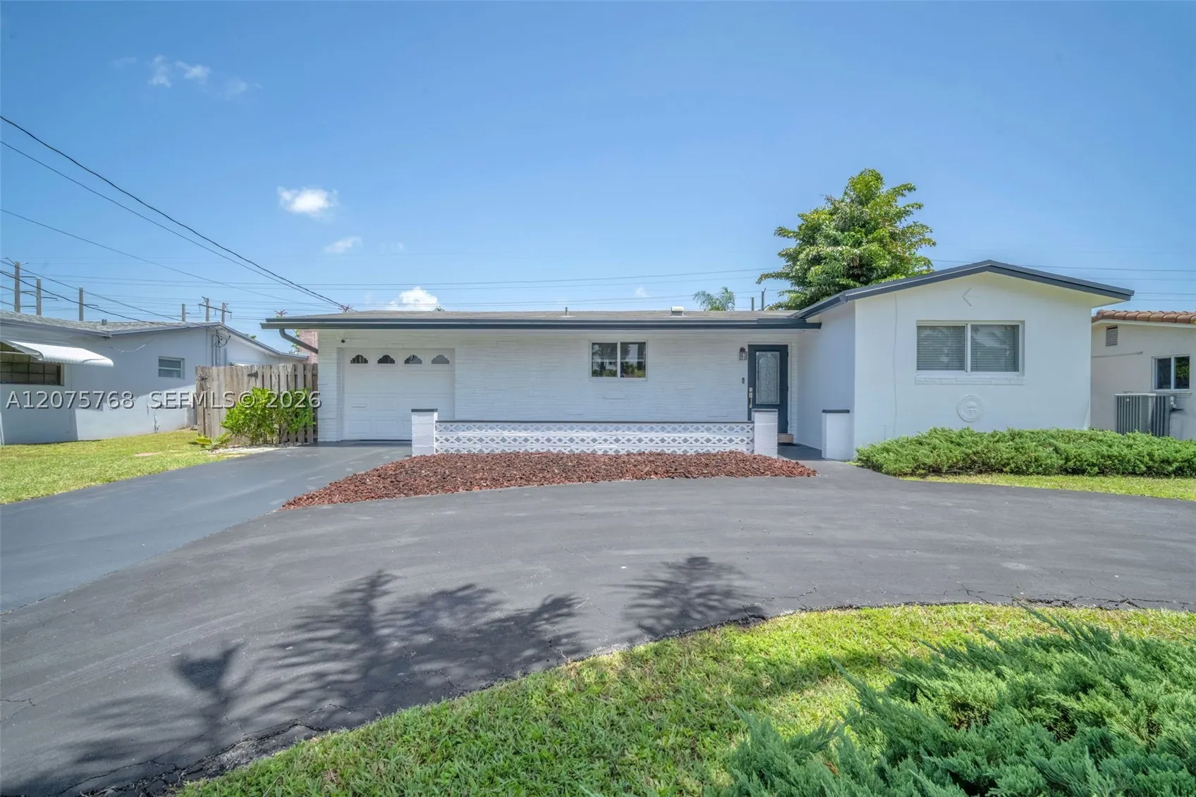 4448 SW 37th Ave