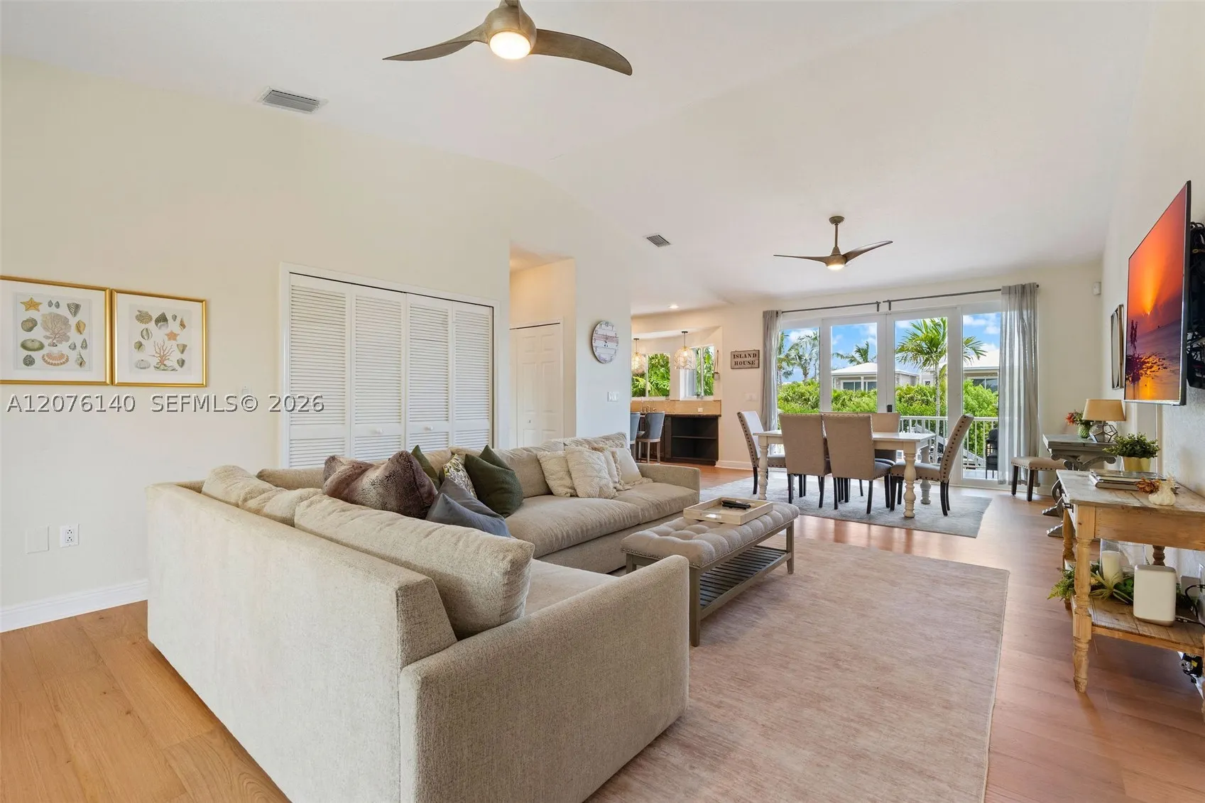 984 Shaw Dr