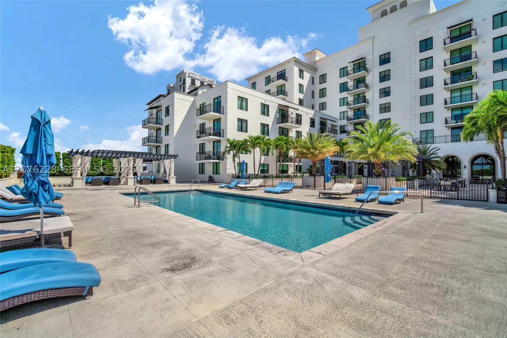 1300 Ponce De Leon Blvd #405