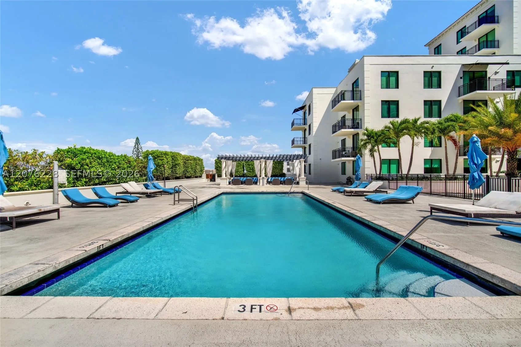 1300 Ponce De Leon Blvd #405
