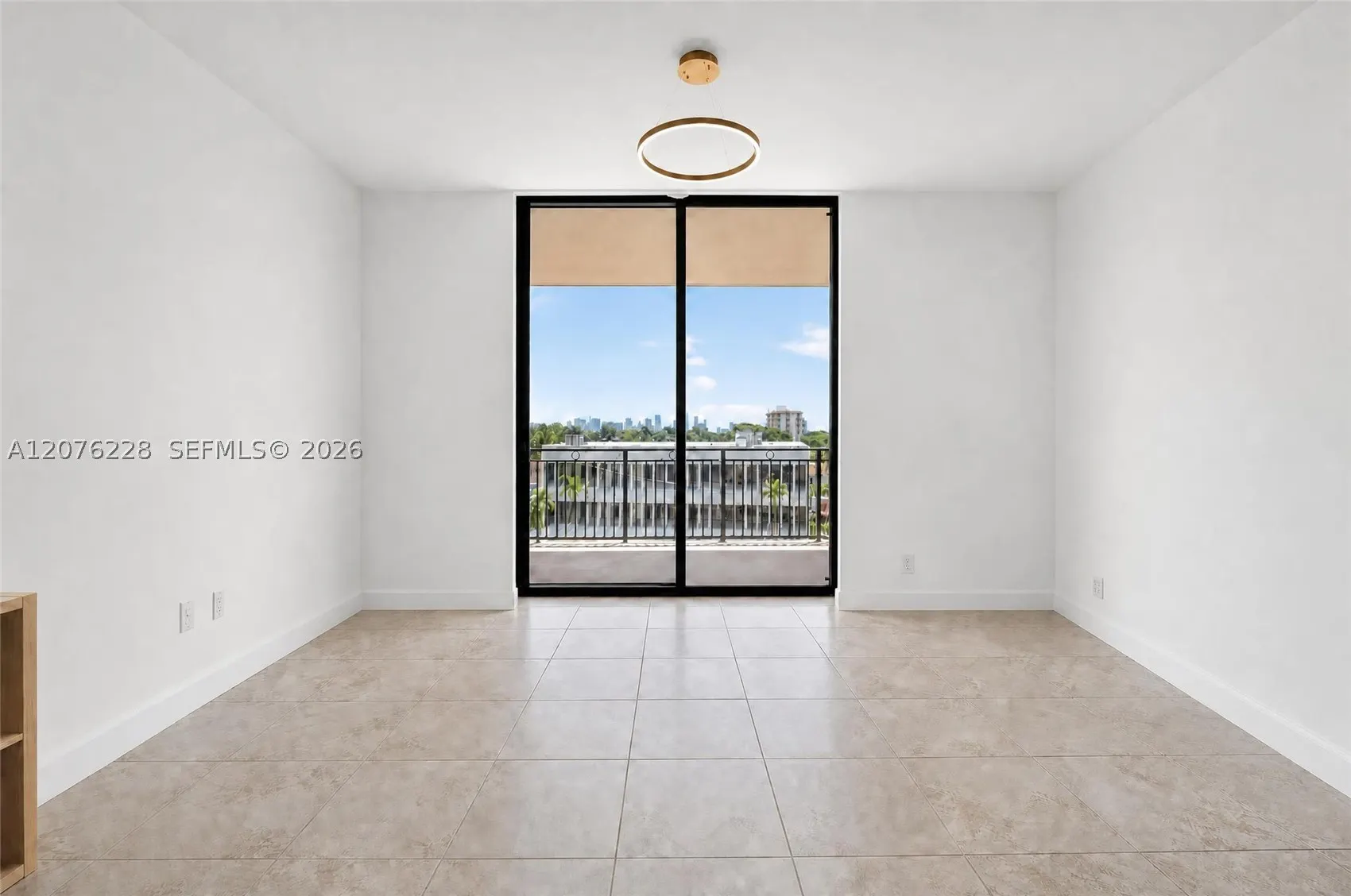 1300 Ponce De Leon Blvd #405