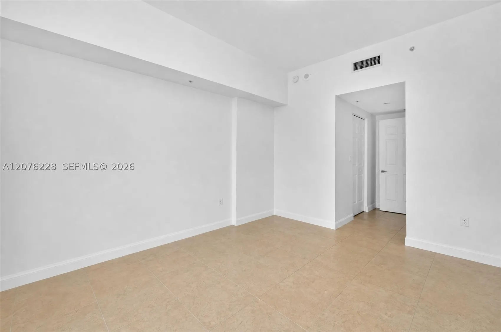 1300 Ponce De Leon Blvd #405