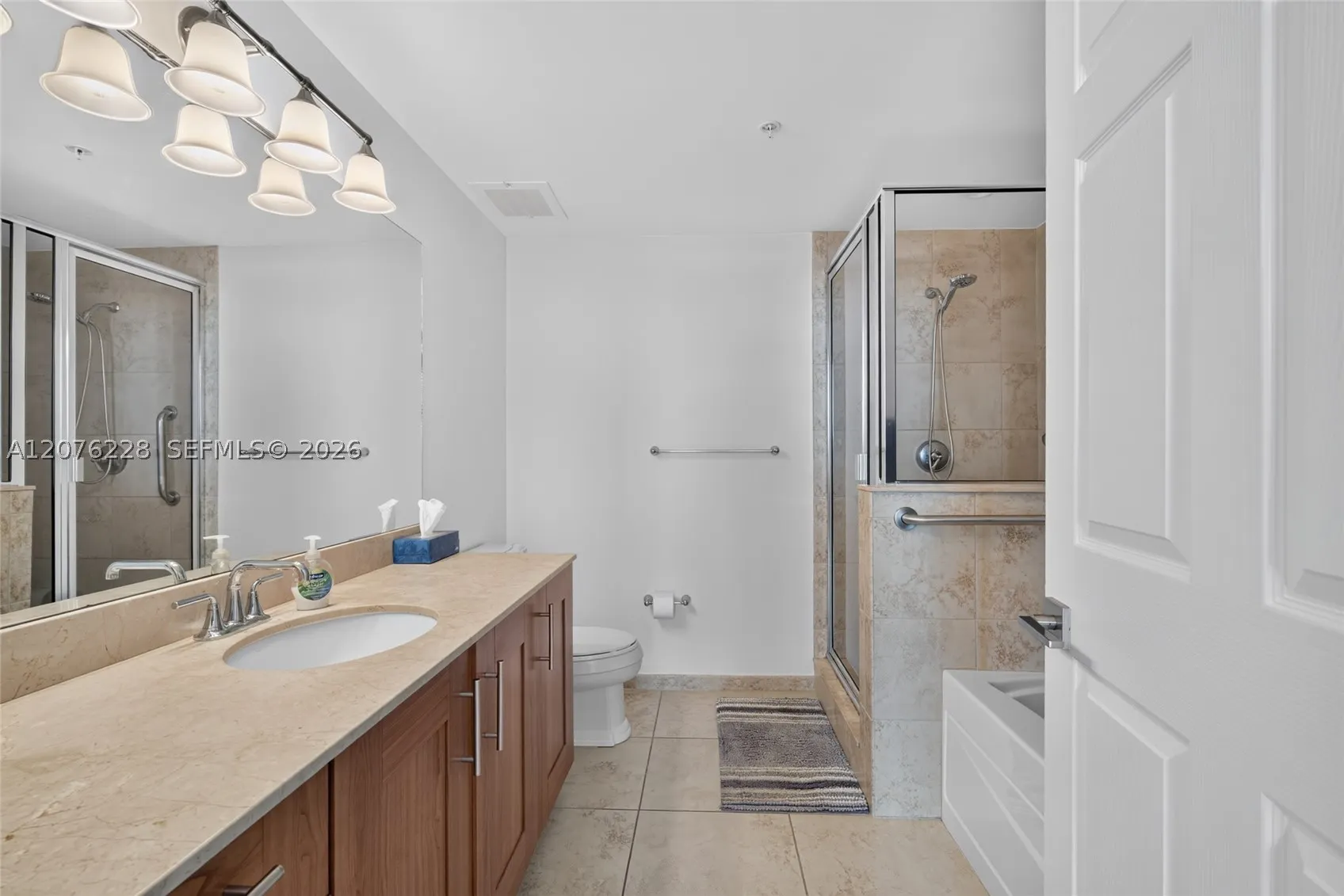 1300 Ponce De Leon Blvd #405