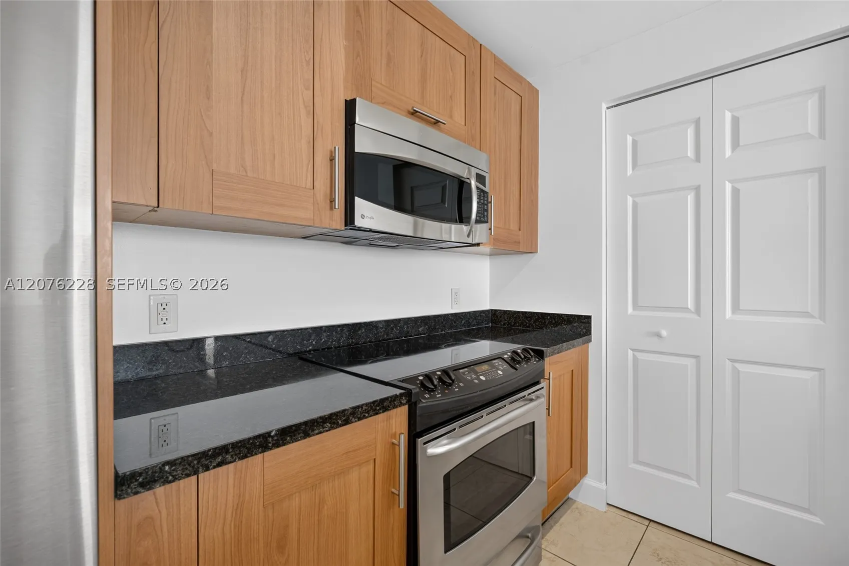 1300 Ponce De Leon Blvd #405