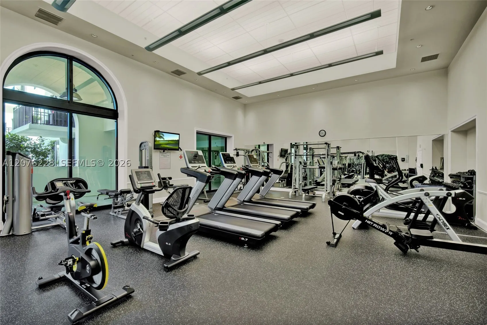 1300 Ponce De Leon Blvd #405