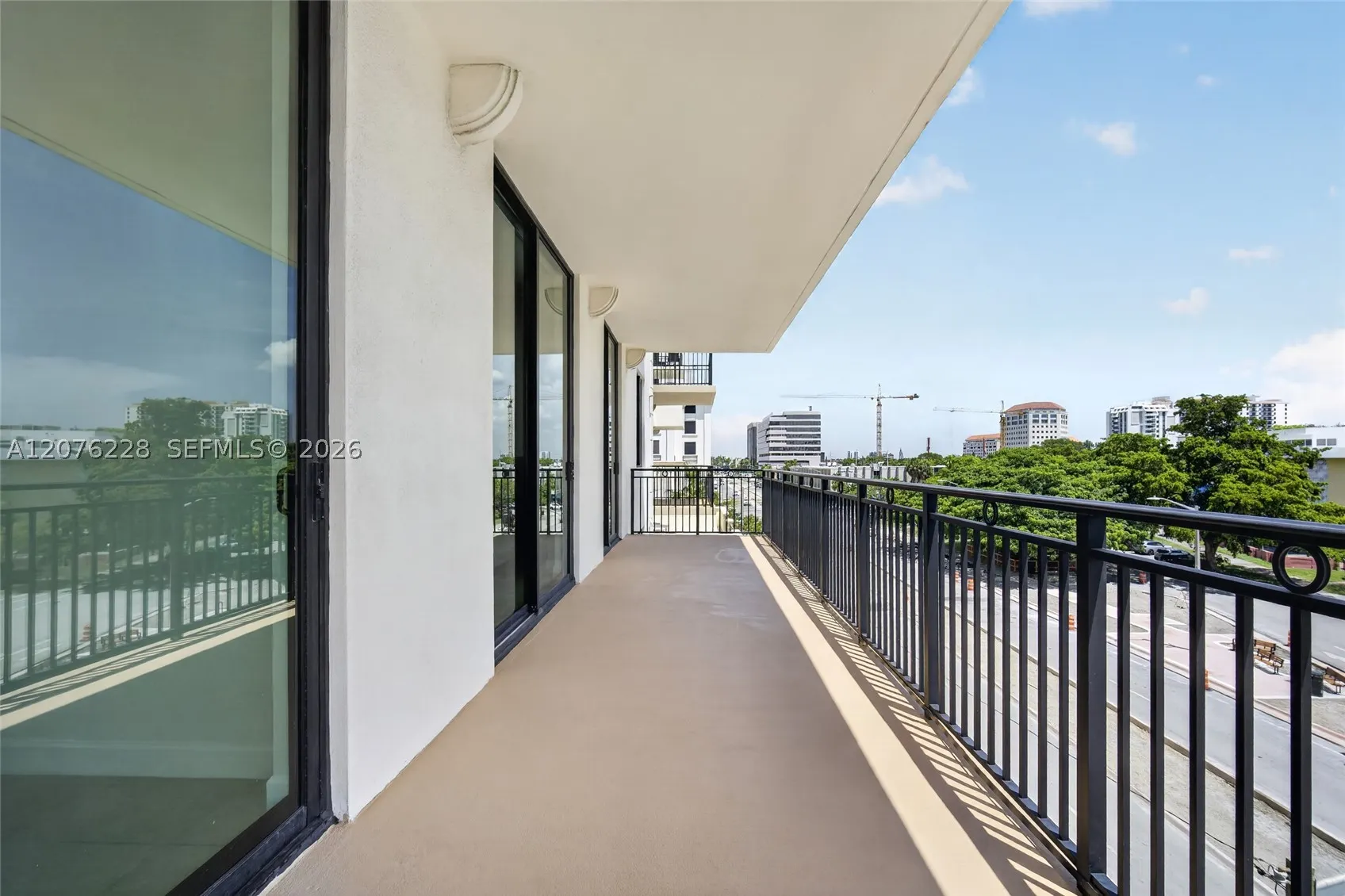 1300 Ponce De Leon Blvd #405
