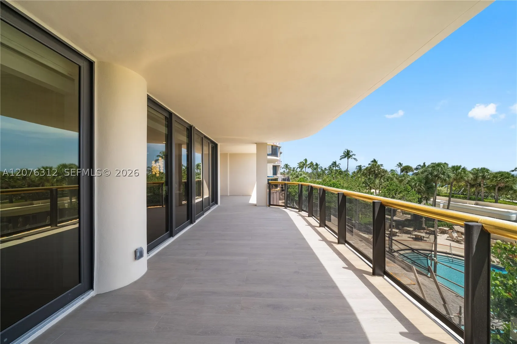 9999 Collins Ave #3F