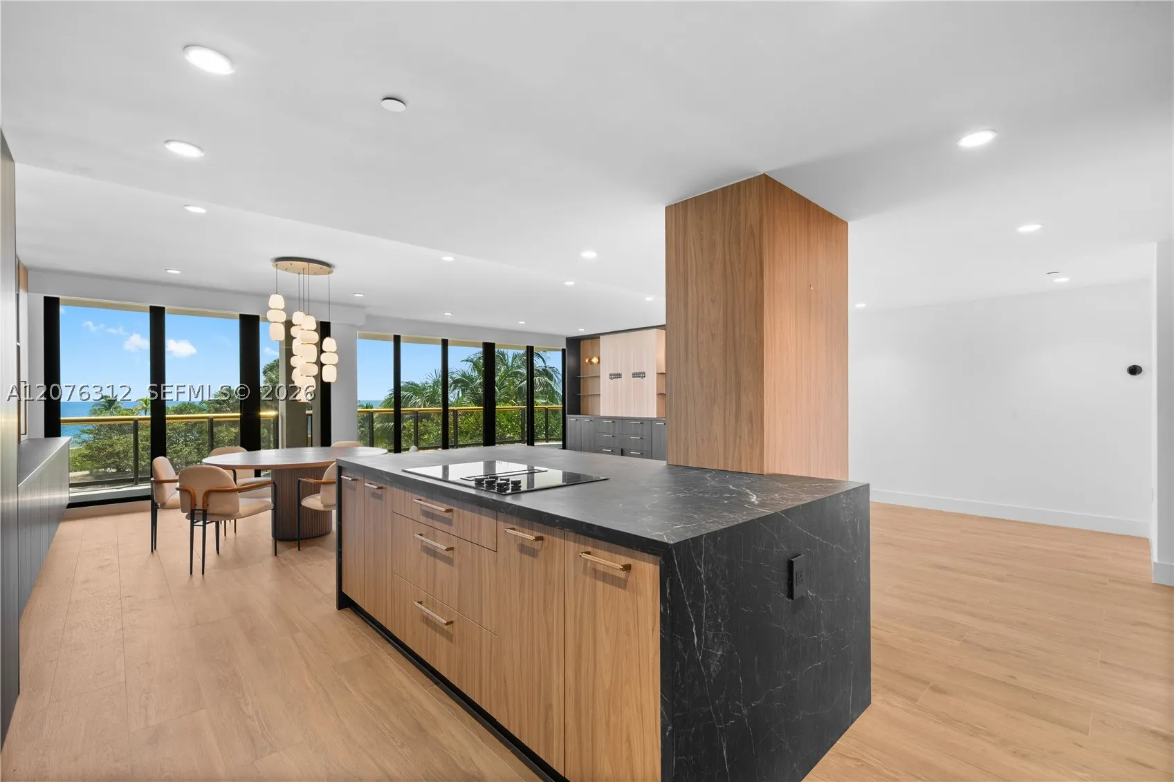 9999 Collins Ave #3F
