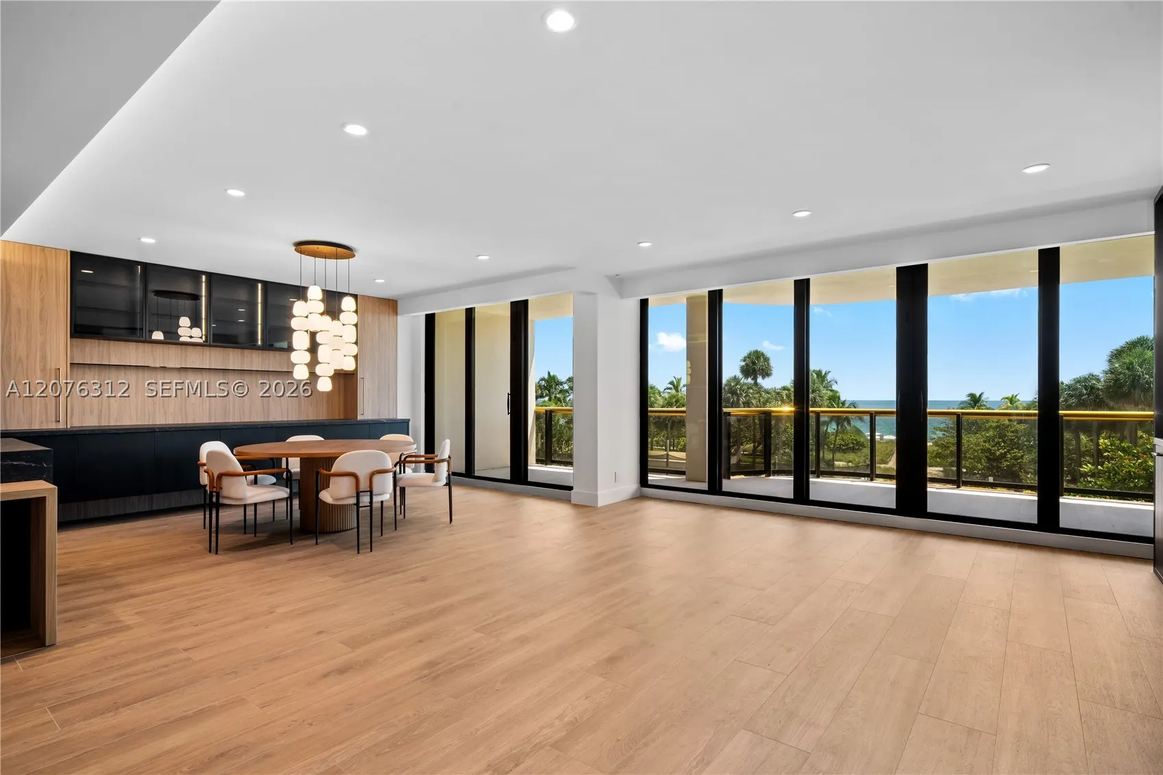 9999 Collins Ave #3F