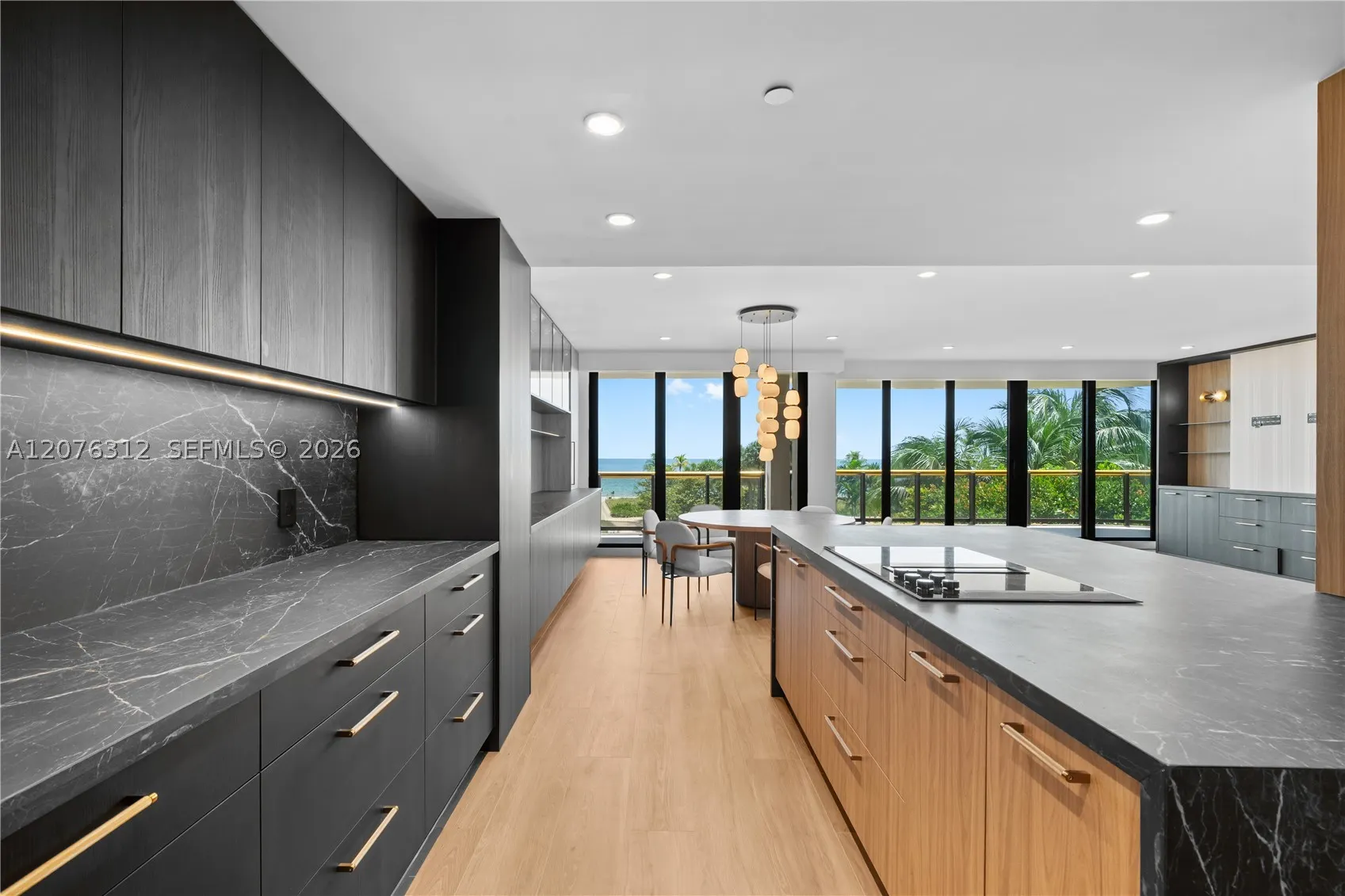 9999 Collins Ave #3F
