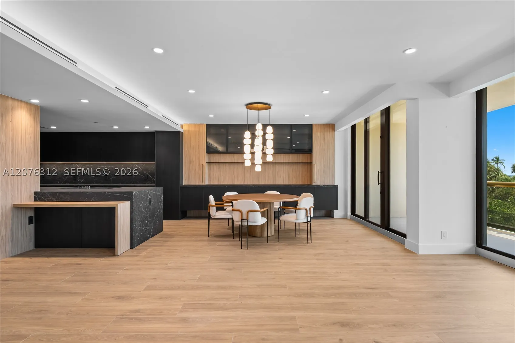 9999 Collins Ave #3F
