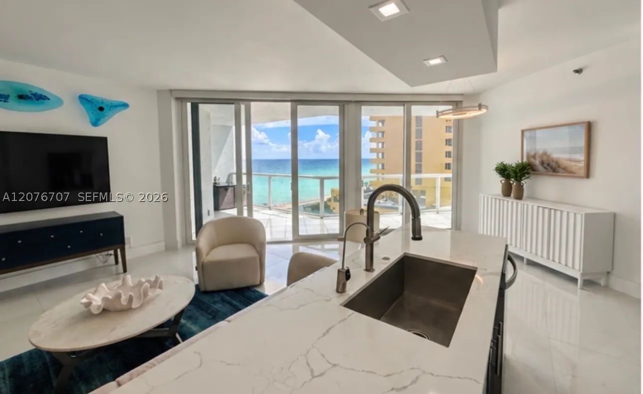 16425 Collins Ave #712