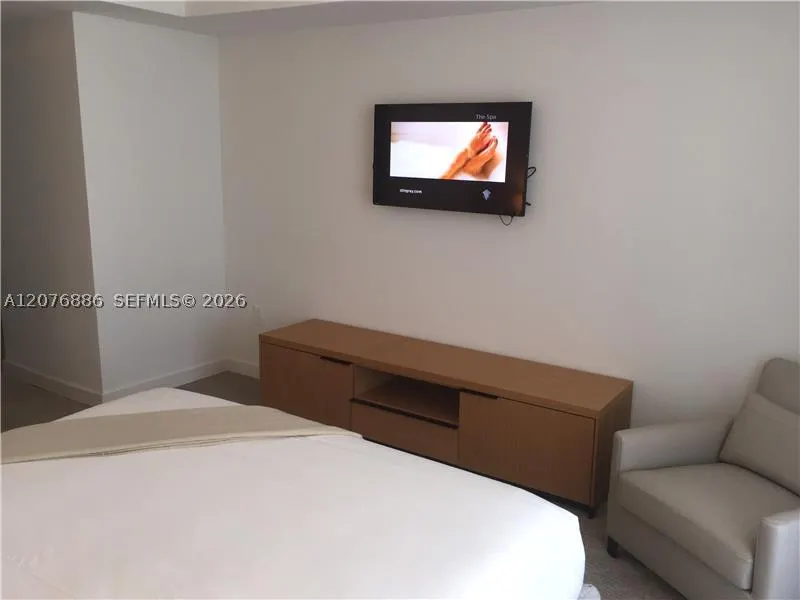 2602 E Hallandale Beach Blvd #R2408