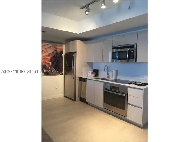2602 E Hallandale Beach Blvd #R2408