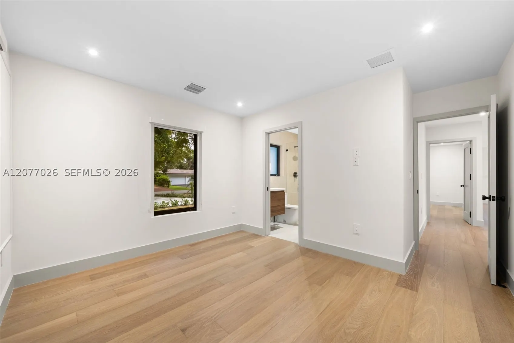1520 Lugo Ave