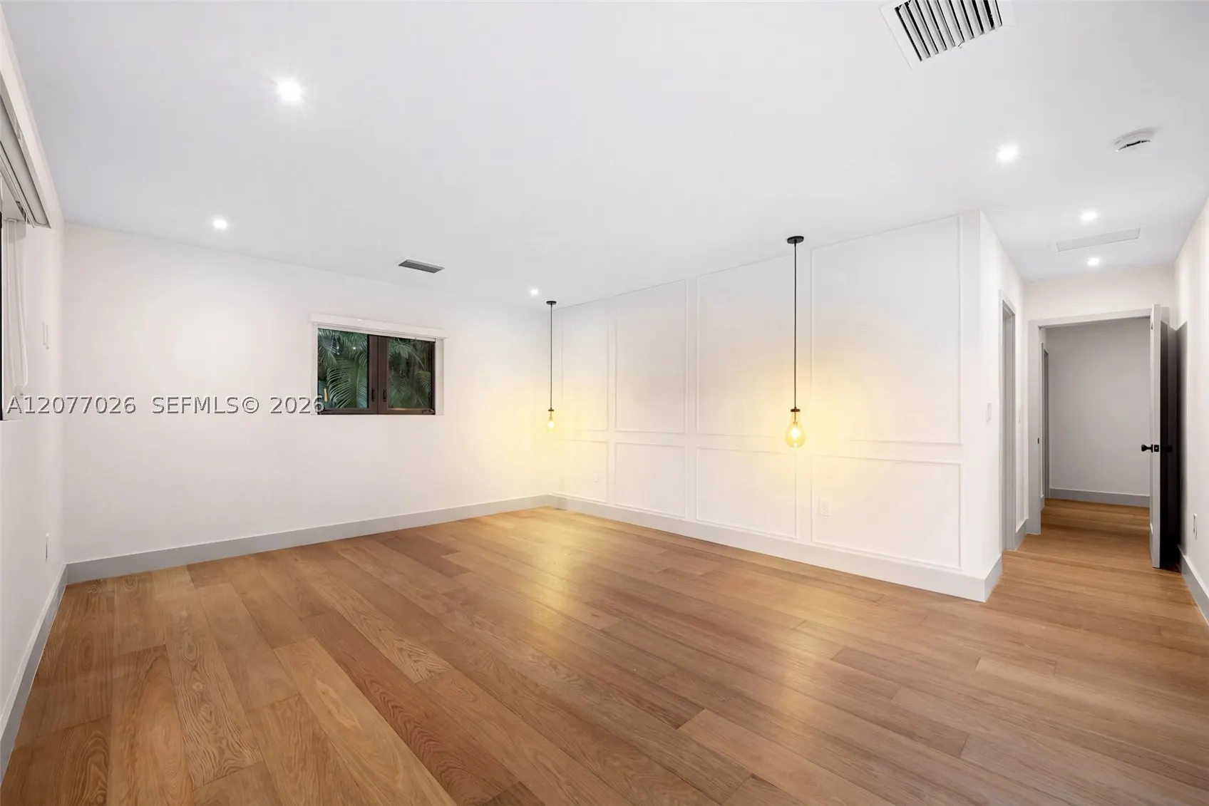 1520 Lugo Ave