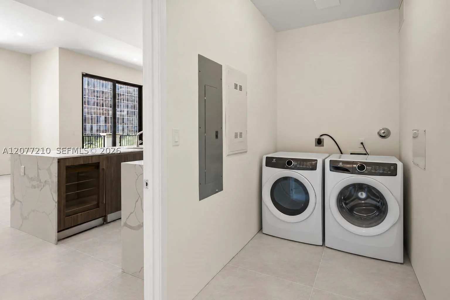 275 Giralda Ave #6A