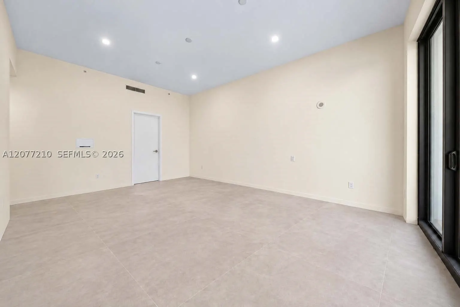 275 Giralda Ave #6A